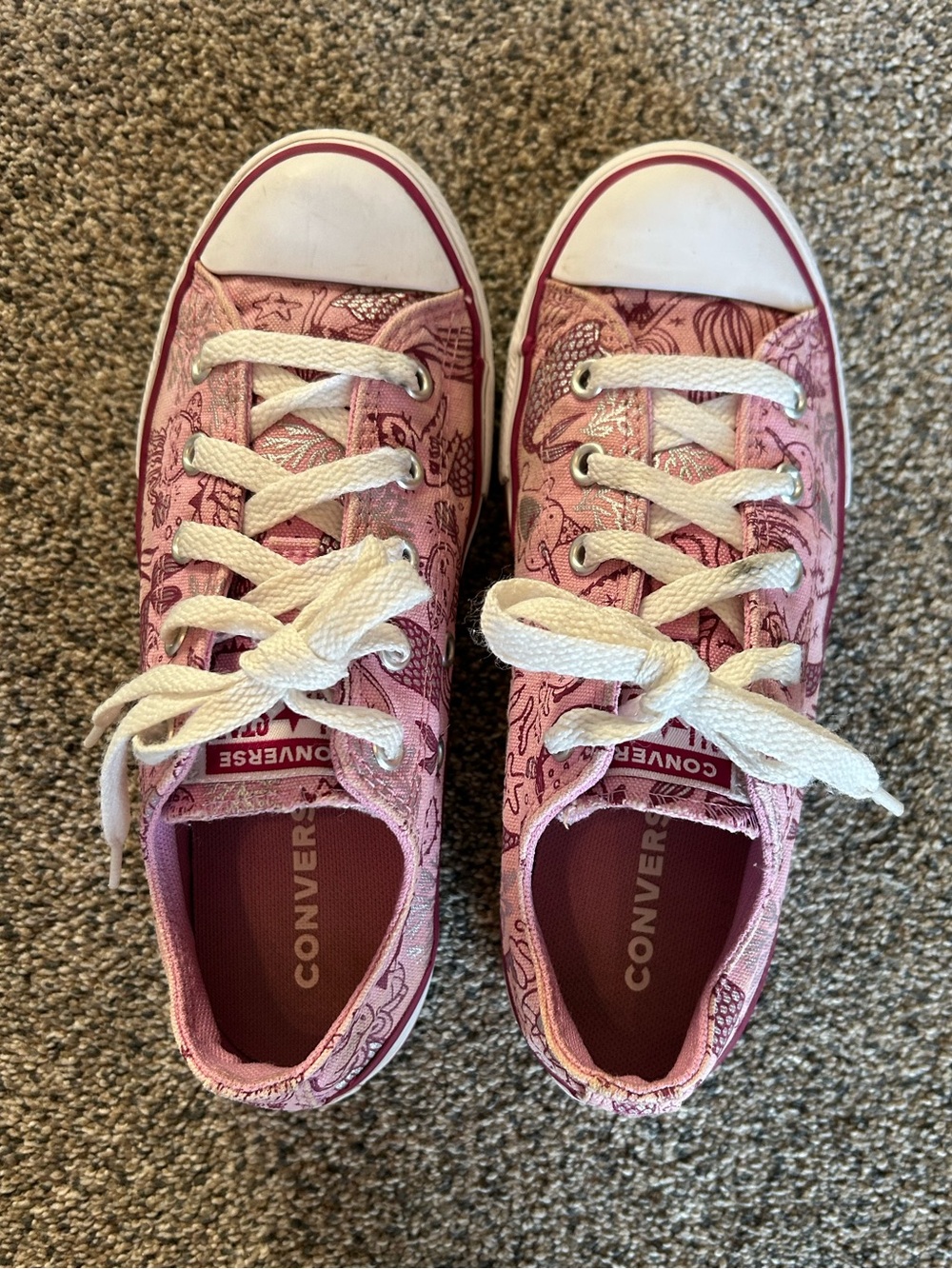 Converse Pink Low Top Canvas Girl’s Sneakers with White Laces - Picture 3 of 6